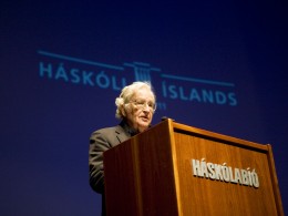 Noam Chomsky í Háskólabíói